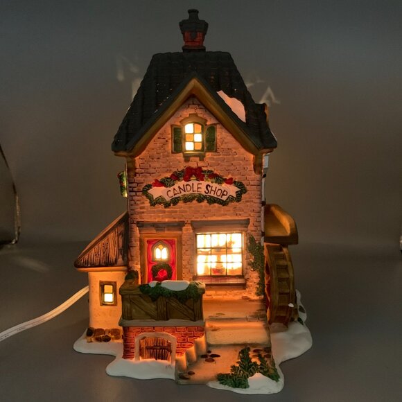 Heartland Valley Village 2000 Limited Edition Candle Shop in Box - Picture 11 of 13
